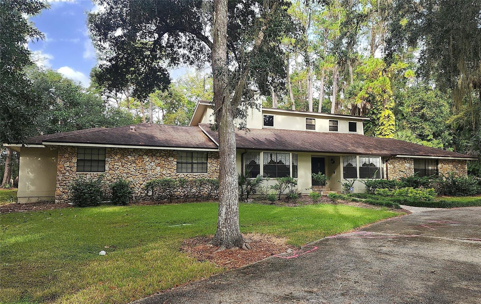 Photo of Listing #O6359633