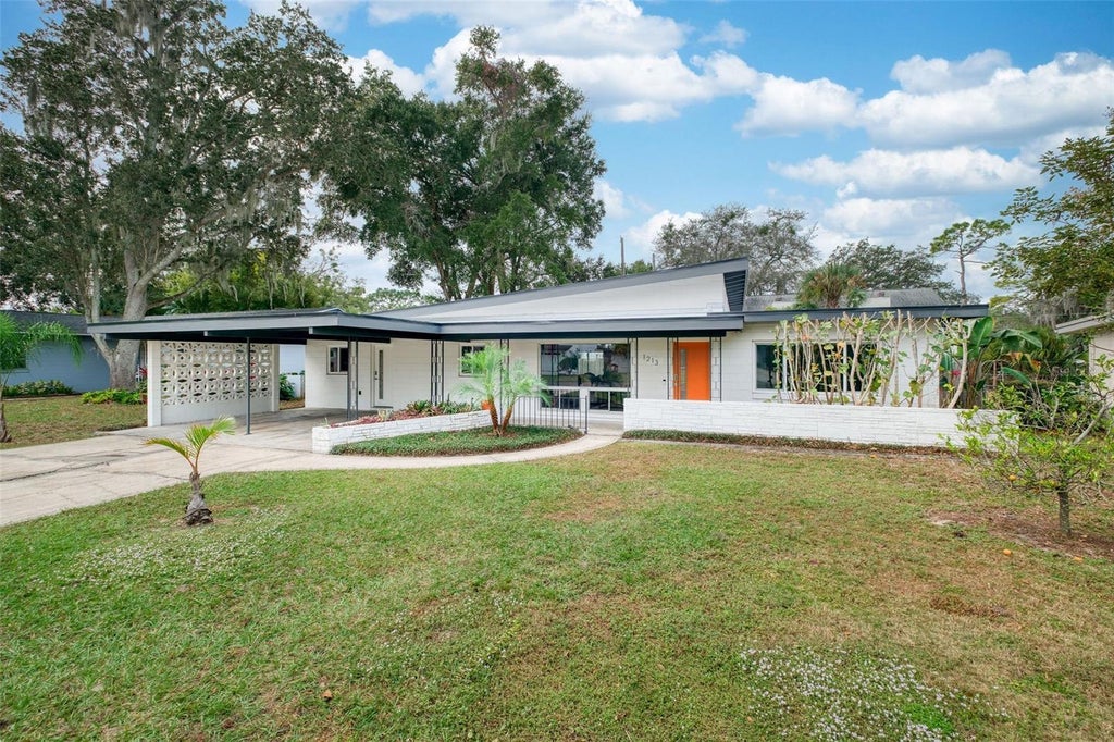 1213 Lindenwood Lane, WINTER PARK