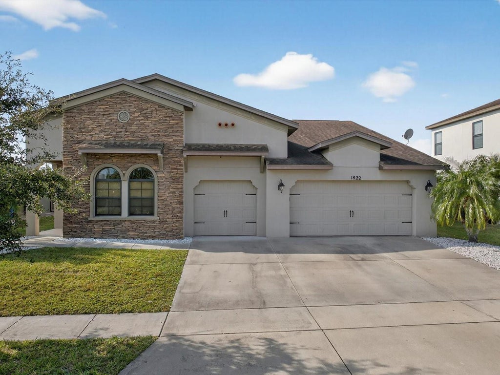 1822 Trophy Bass Way, KISSIMMEE