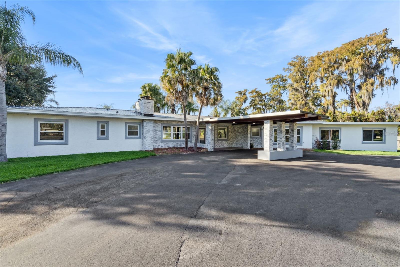 Photo of Listing #O6363933