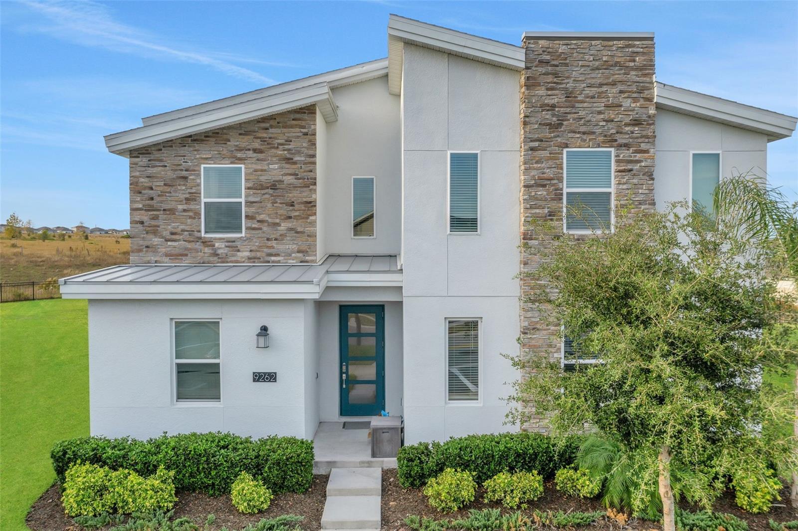 Photo of Listing #O6365351