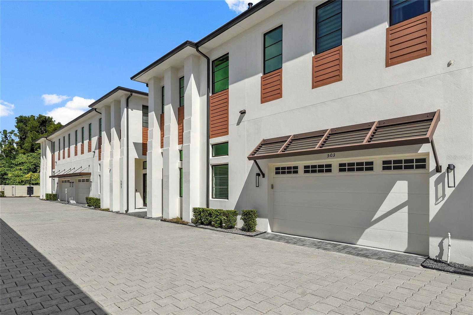 Photo of Listing #O6367552