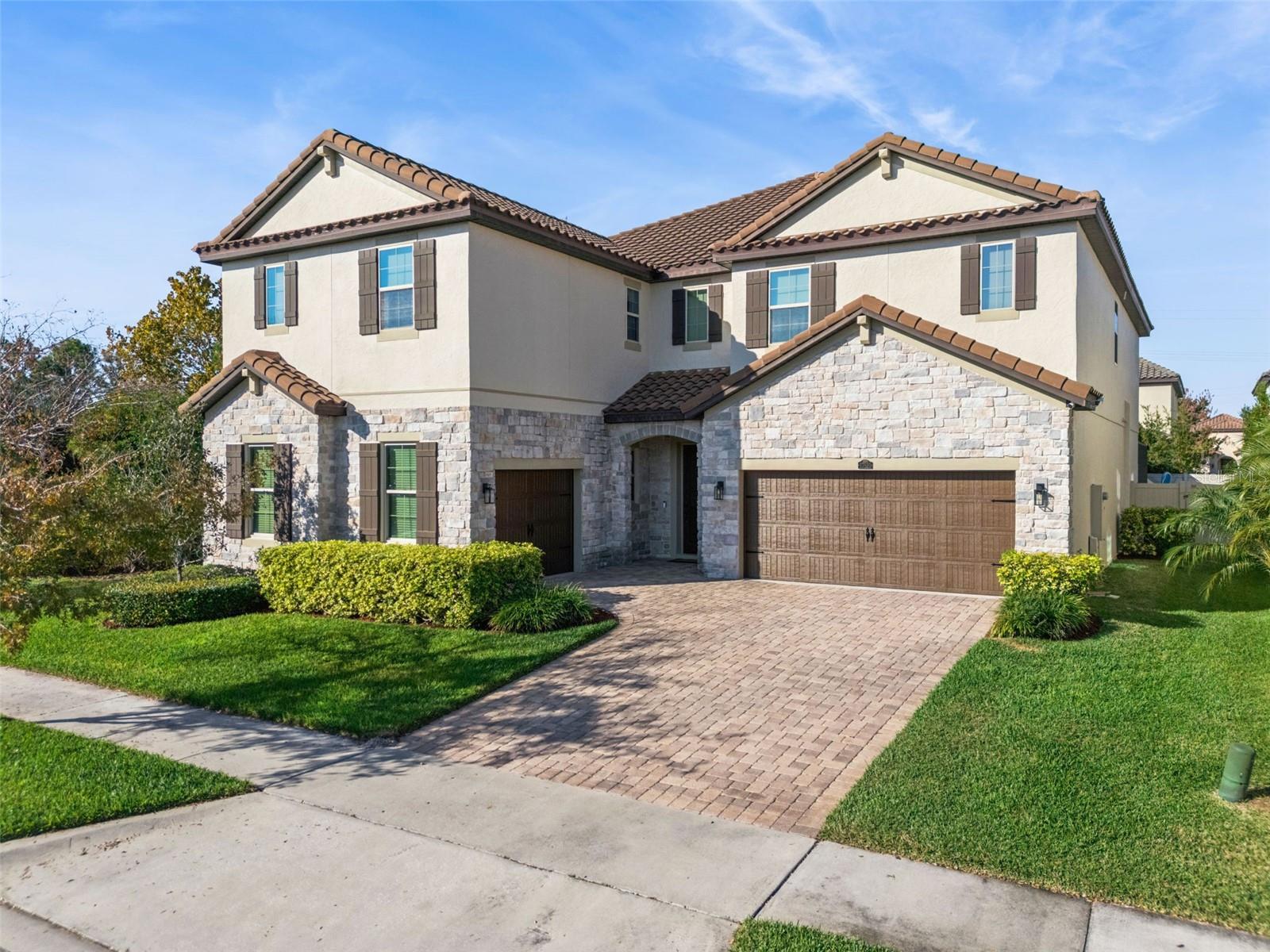 Photo of Listing #O6370115