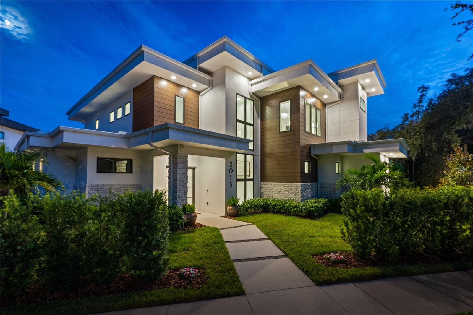 Photo of Listing #O6372603