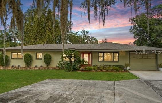 725 Oxford Street, LONGWOOD