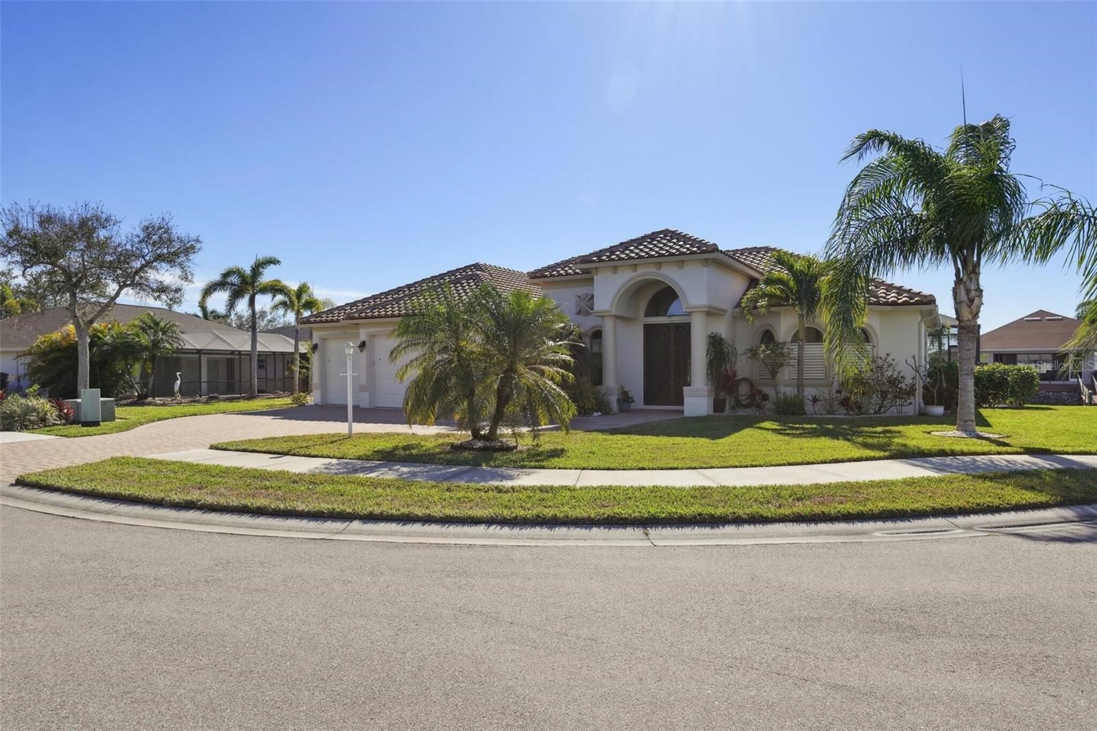 Photo of Listing #O6375847