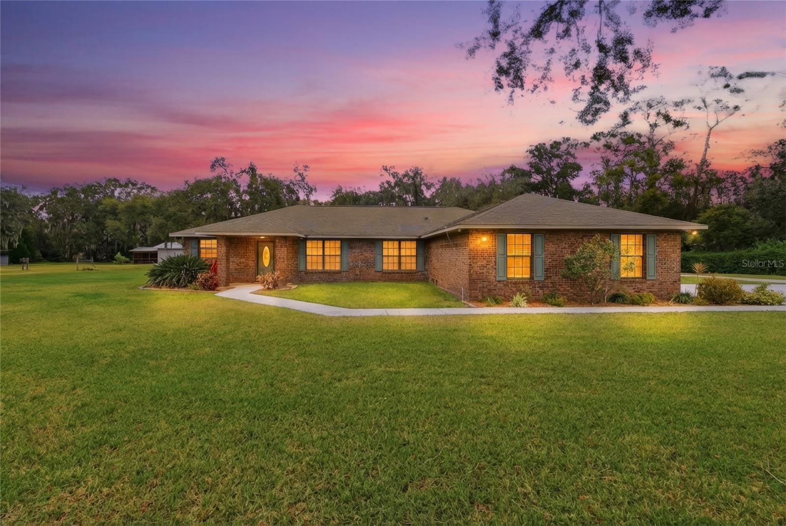 Photo of Listing #O6377922