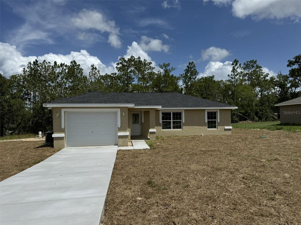 233 Locust Lane, OCALA