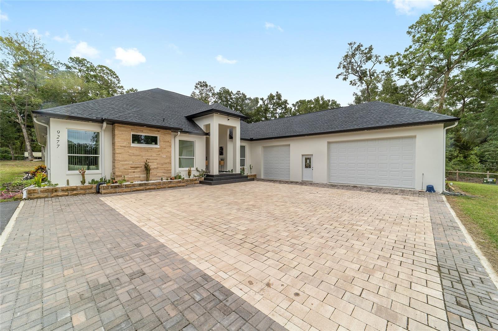 Photo of Listing #OM711716