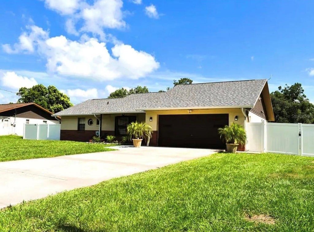 2201 Ne 45 Street, OCALA