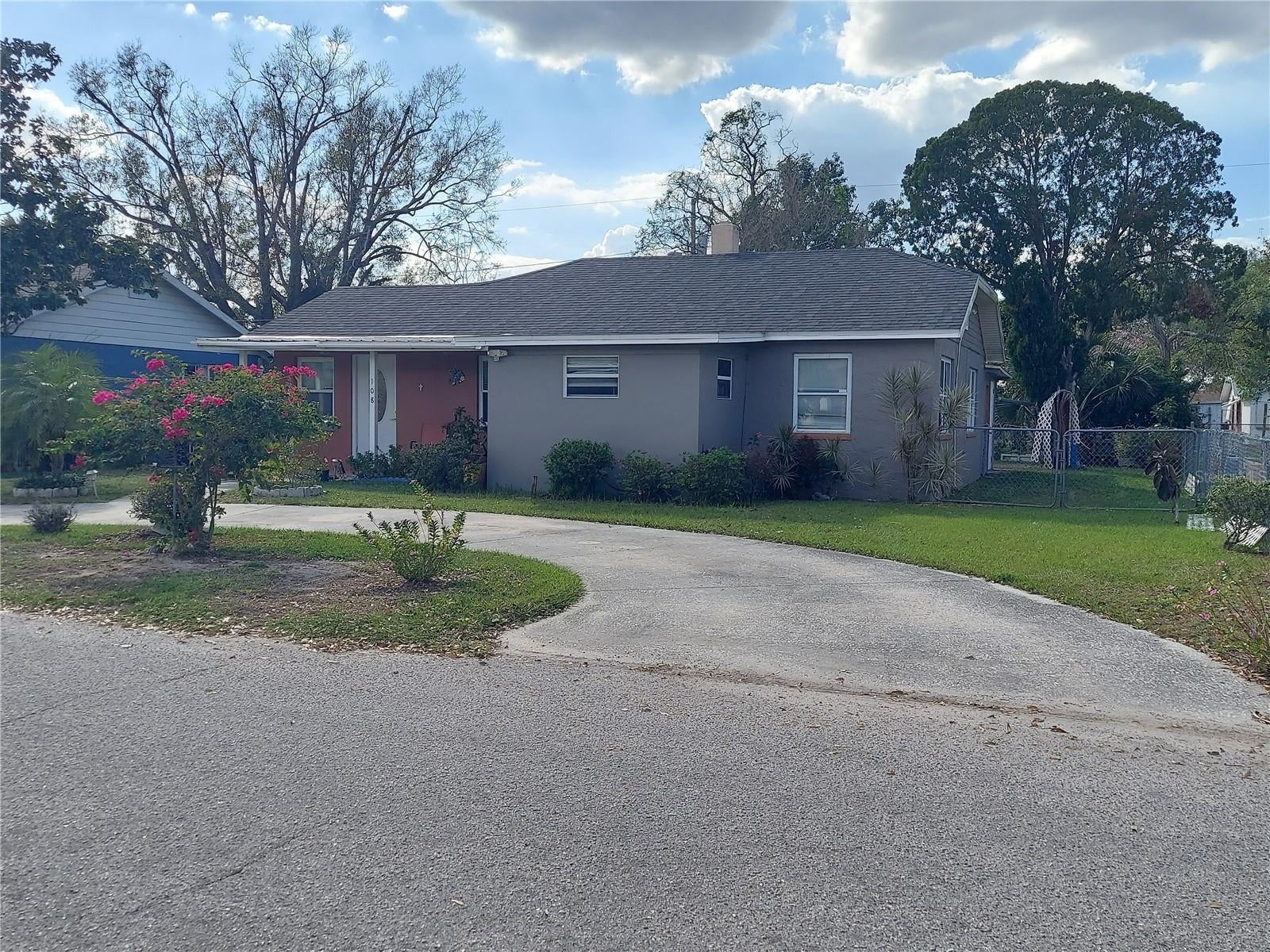 Photo of Listing #P4933592