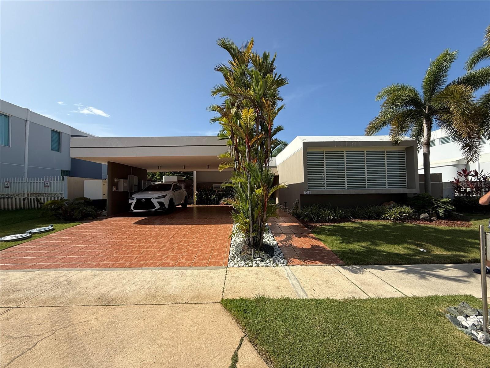 Photo of Listing #PR9115468