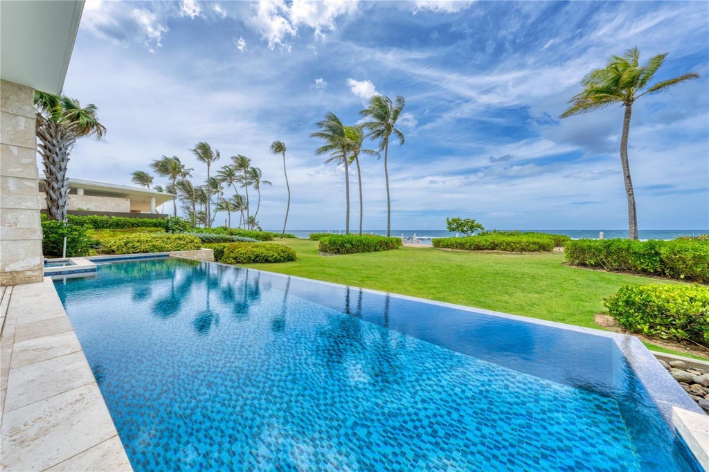 200 Dorado Beach Drive West Beach 3811, DORADO