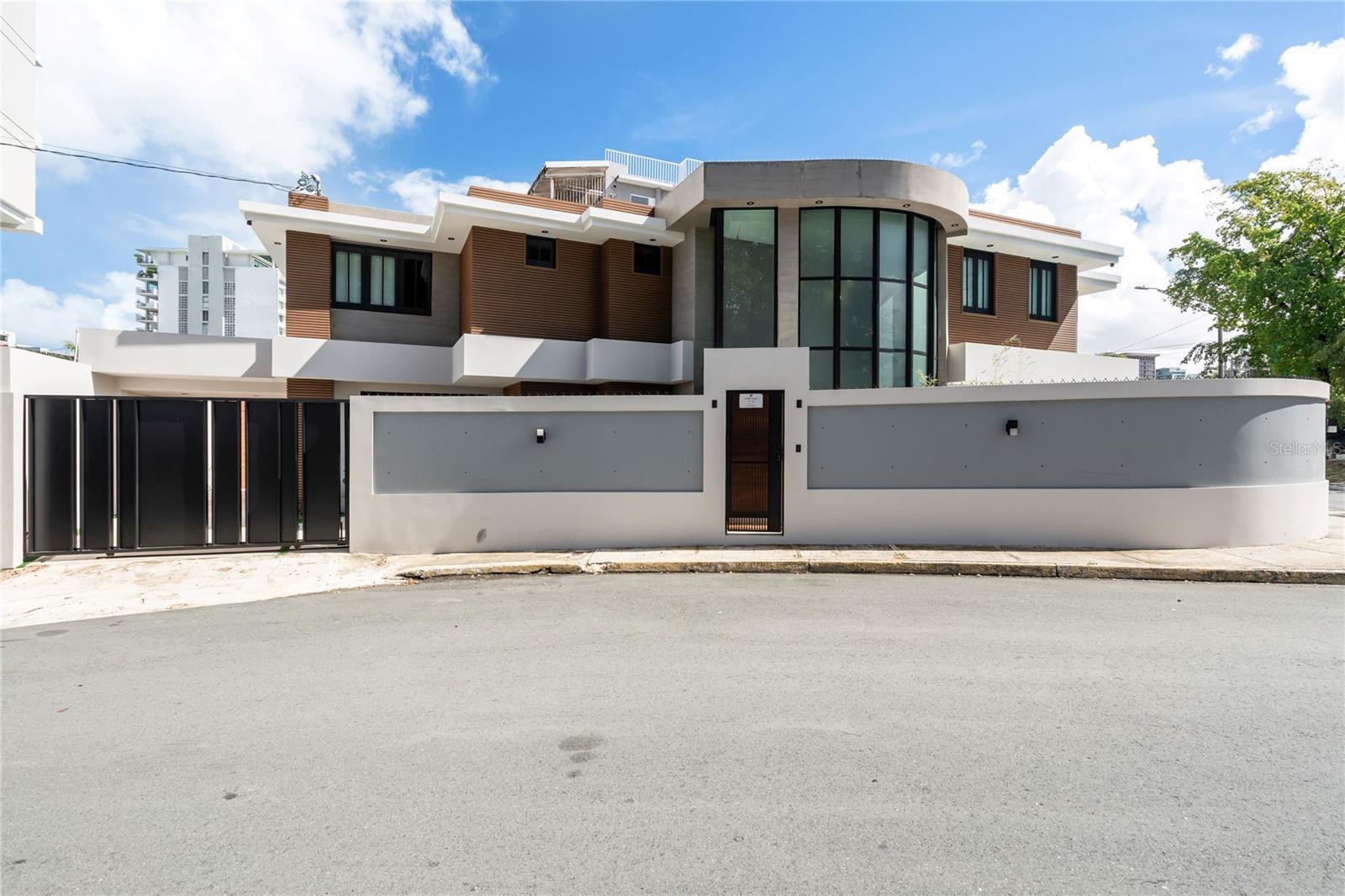 Photo of Listing #PR9116359