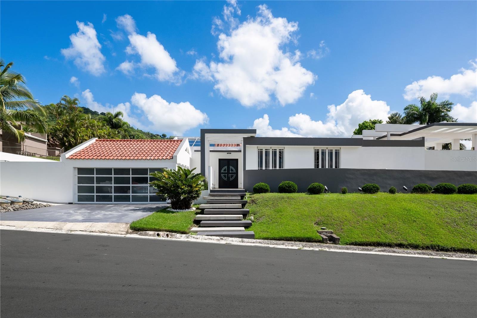 Photo of Listing #PR9116673