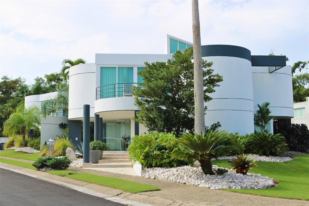 Calle Acropolis Urb. Monte Olimpo C-11, GUAYNABO