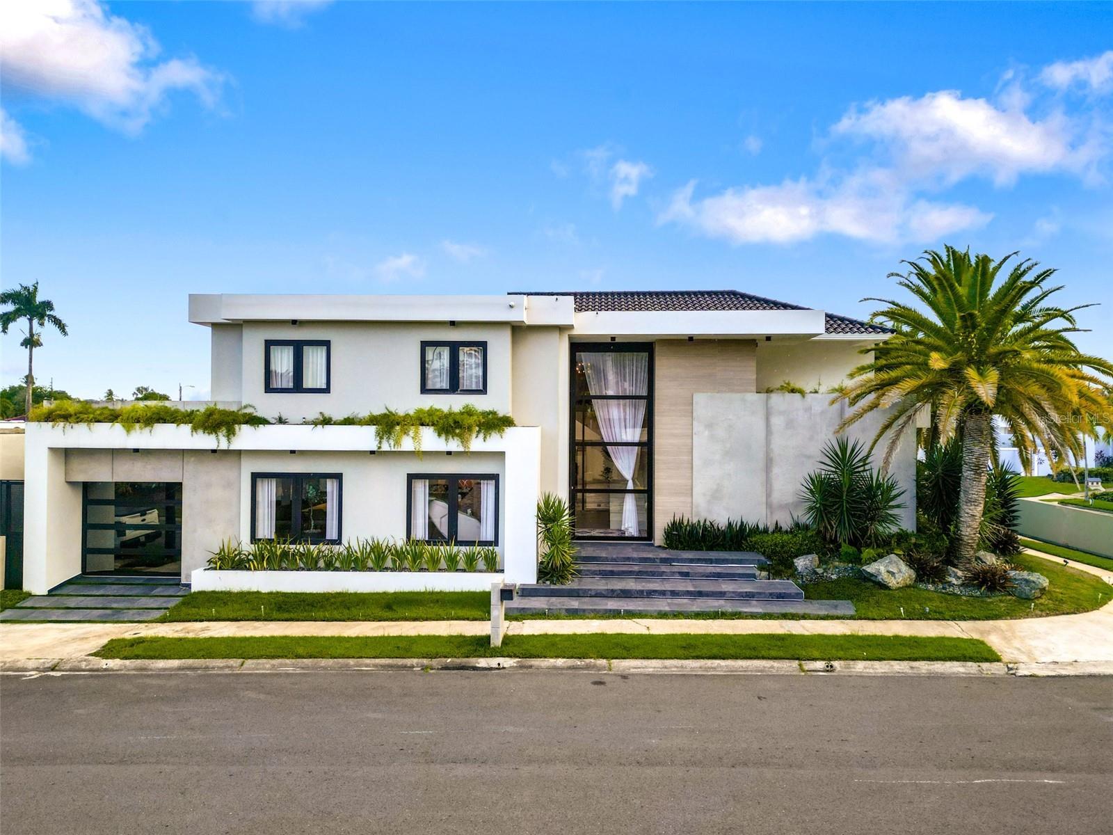 Photo of Listing #PR9117513