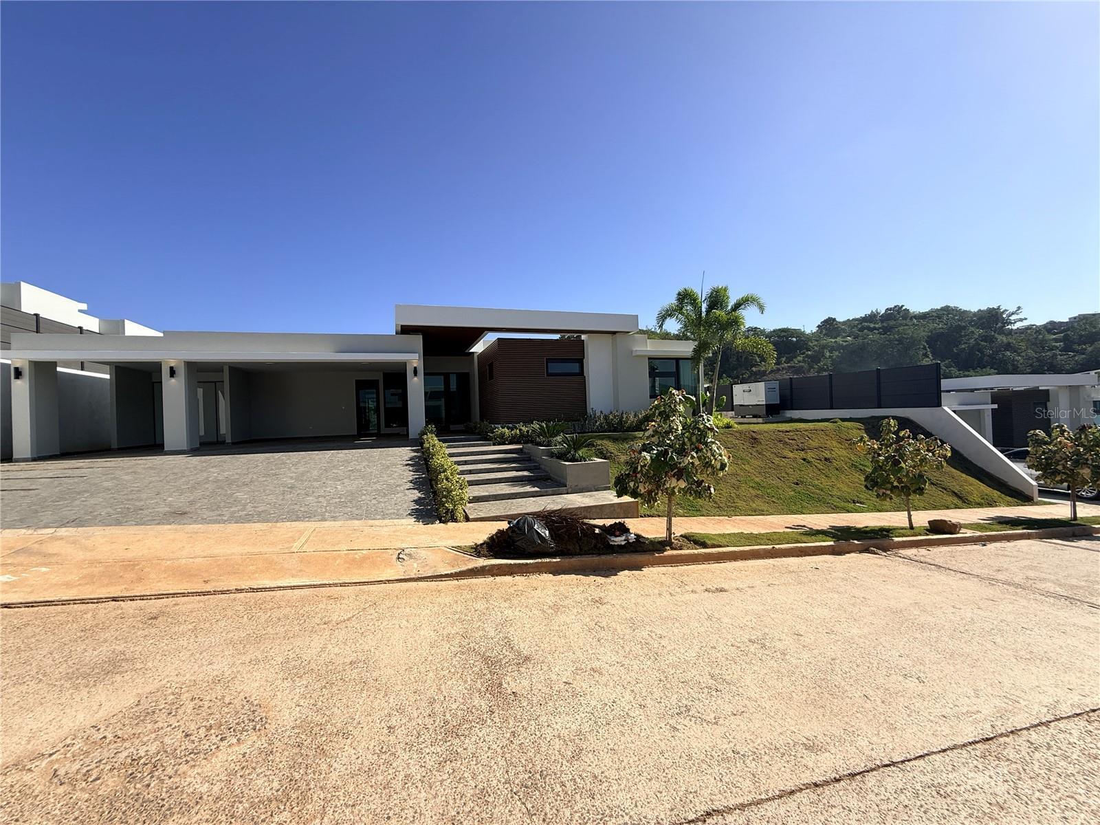 Photo of Listing #PR9118054