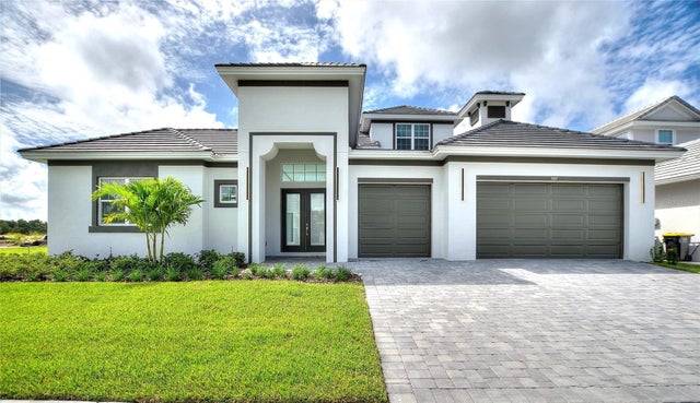 107 Hampton Loop, DAVENPORT