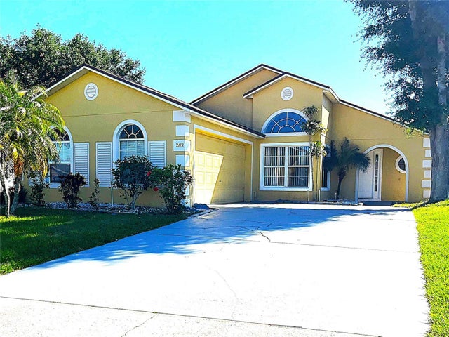 2112 Fish Eagle Street, CLERMONT