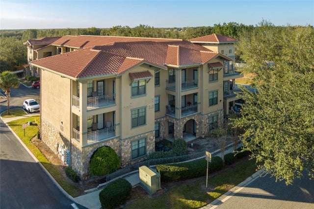 902 Charo Parkway 636, DAVENPORT