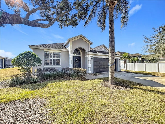370 Henley Circle, DAVENPORT