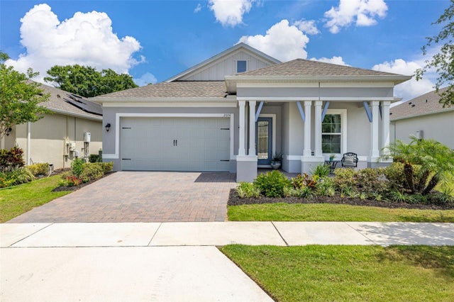 2051 Flora Pass Place, KISSIMMEE