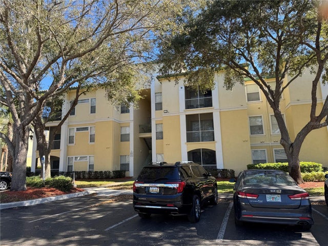 8813 Dunes Court 7 201, KISSIMMEE