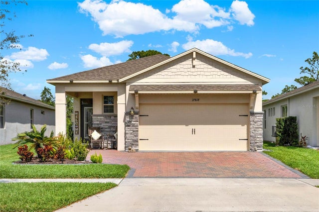 17418 Blazing Star Circle, CLERMONT