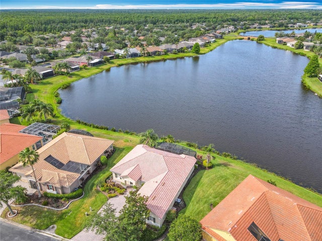 644 Shorehaven Drive, KISSIMMEE