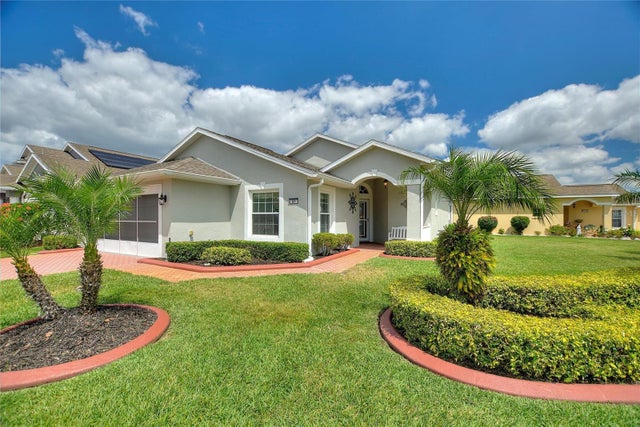 801 Ashton Dr, DAVENPORT