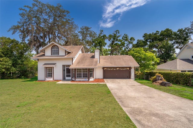 120 West Minnehaha Avenue, CLERMONT