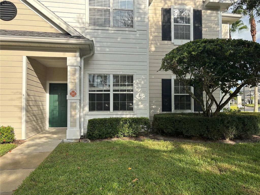 112 Southern Pecan Circle 102, WINTER GARDEN