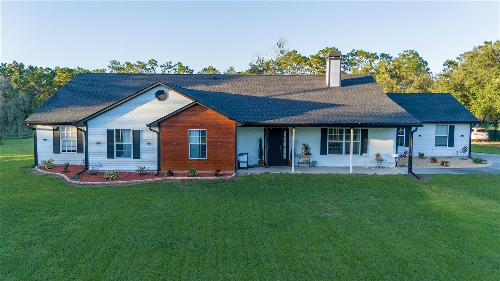 Photo of Listing #S5136913