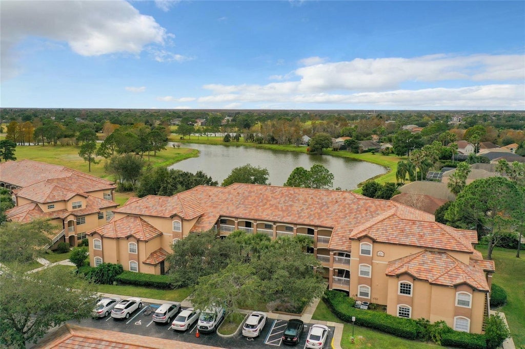 13941 Fairway Island Dr Drive 713, ORLANDO