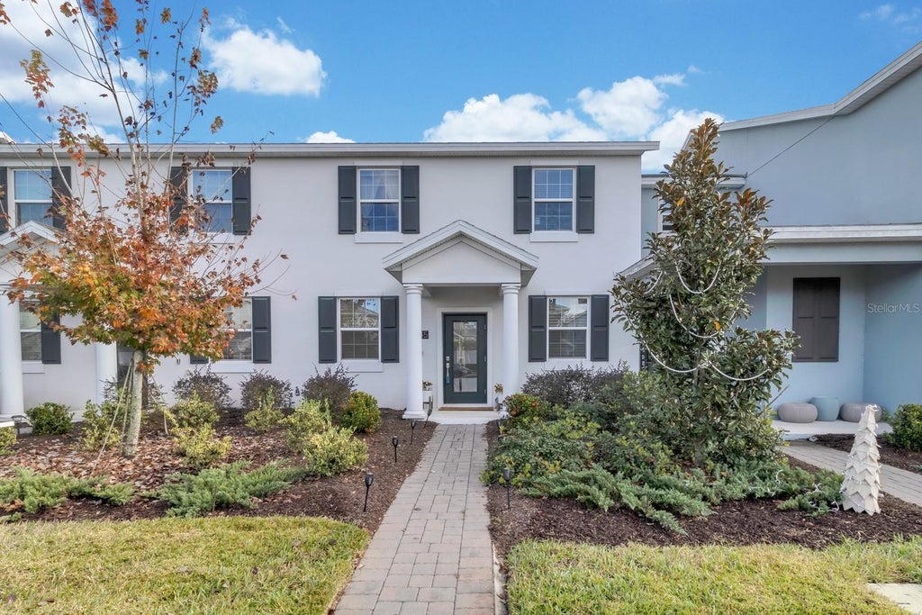 11245 Listening Drive, ORLANDO