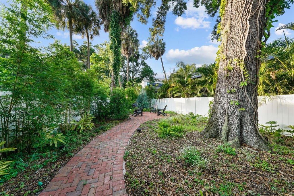 4211 West Woodmere Road, TAMPA Property Listing MLS® T3530309