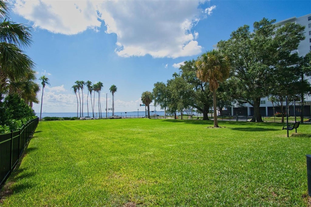 2109 Bayshore Boulevard 207, TAMPA Property Listing MLS® TB8307105