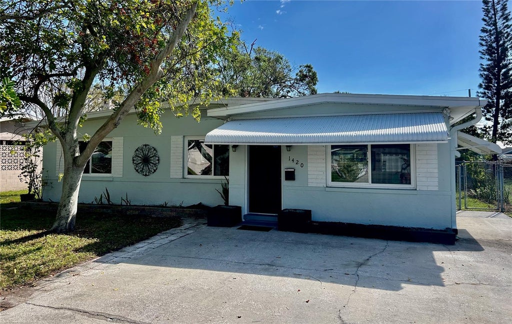 Charming 3-Bedroom Home for Sale at 1420 57th Avenue N, St. Petersburg, FL – Priced Under Appraisal!