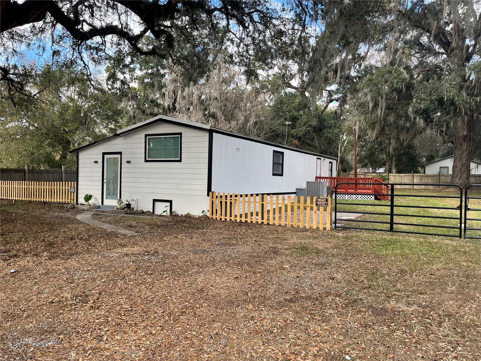 Photo of Listing #TB8333255