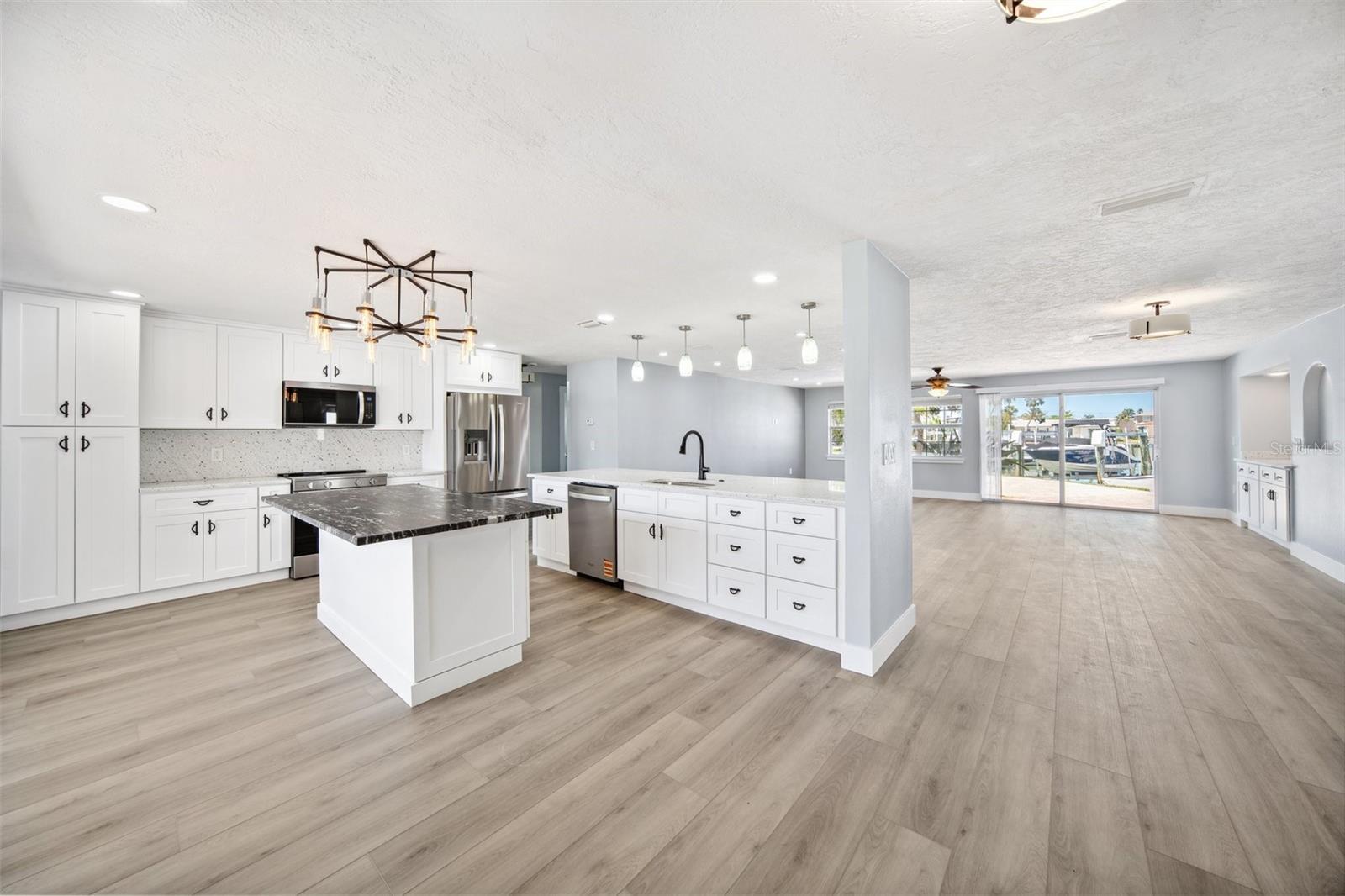 Photo of Listing #TB8360644