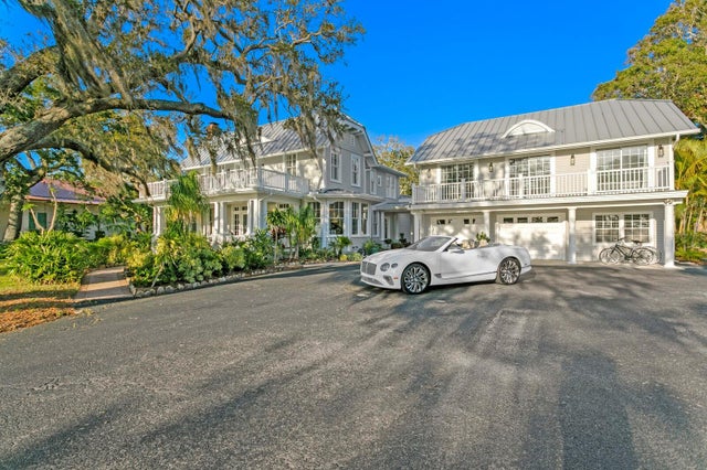 147 & 139 Edgewater Drive, DUNEDIN
