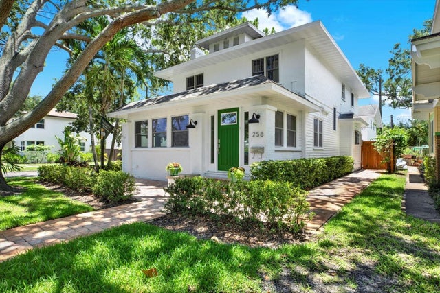 258 14th Avenue Ne, ST PETERSBURG