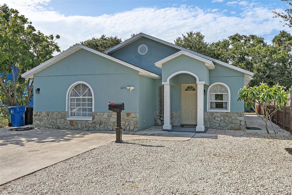 3201 36th Avenue N, ST PETERSBURG