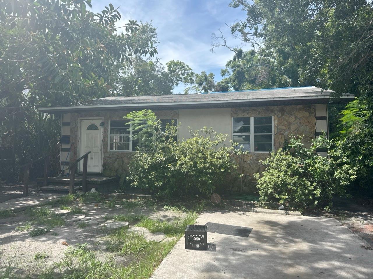 Photo of Listing #TB8401018