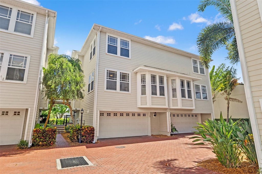 3315 West De Leon Street 19, TAMPA