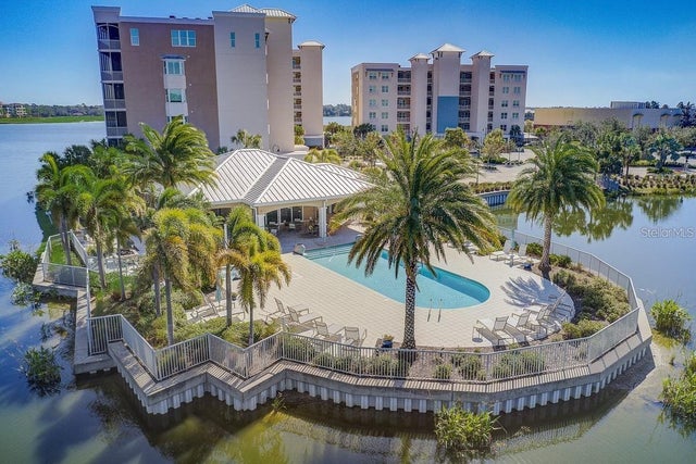 10530 Boardwalk Loop 305, LAKEWOOD RANCH