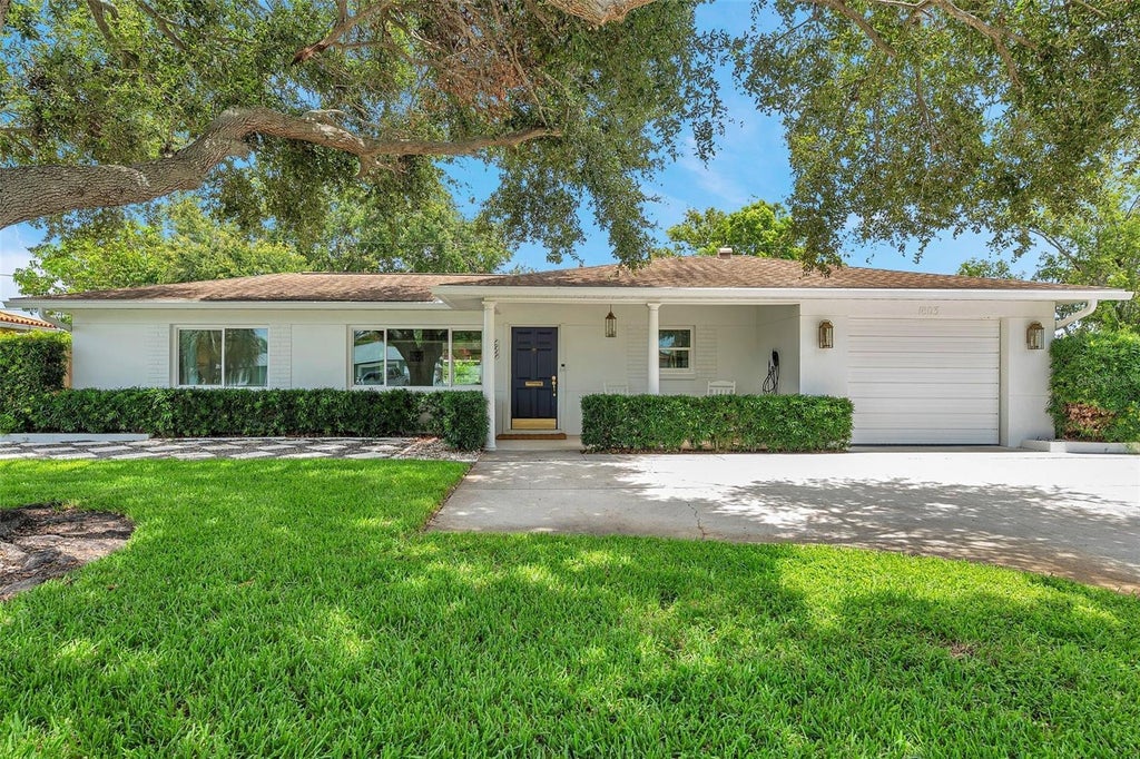 1803 42nd Way N, ST PETERSBURG