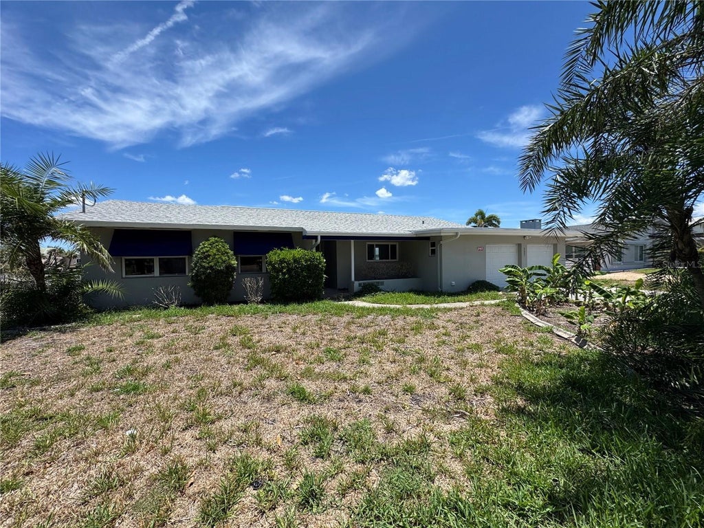 5407 Pali Way ST PETE BEACH Property - Mfrtb8406980 1 0d3eced5a0e1b9eca014c944413b6cd8 L