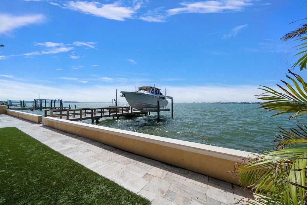 422 55th Avenue ST PETE BEACH - Mfrtb8412746 5 Ff3e5dc8a534a72112447ddefe649942 L